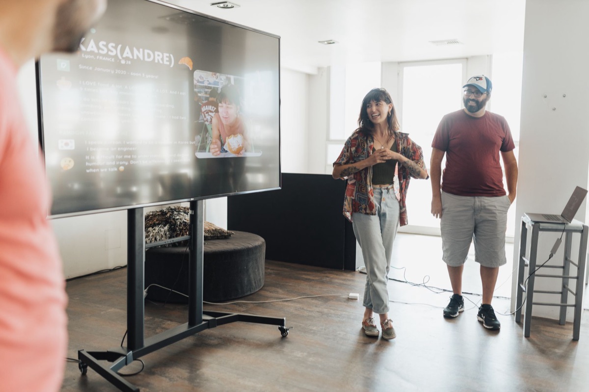 Teammitglieder verwenden gemeinsamen Workspace Tools