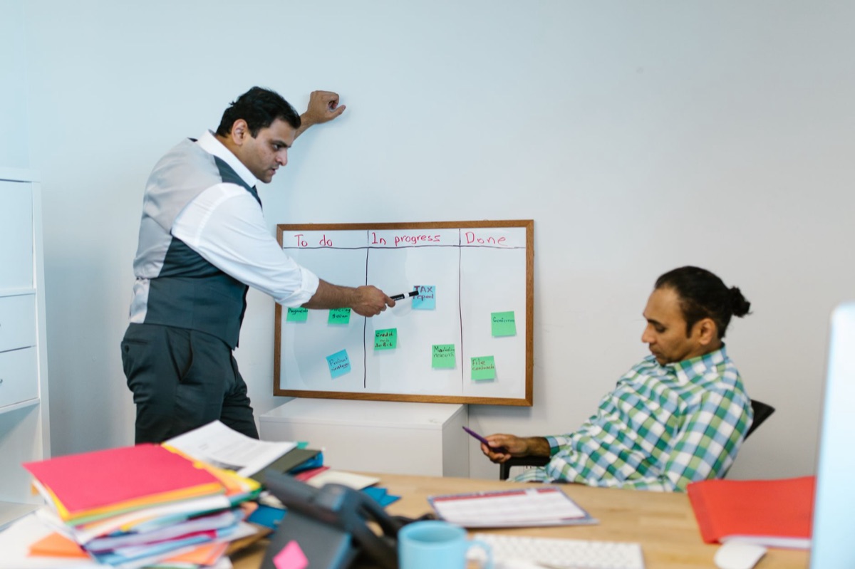 Interface ClickUp avec gestion de tâches