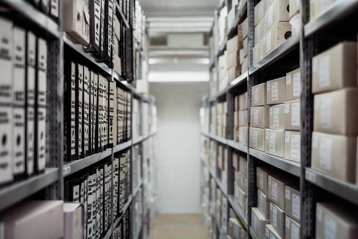archive, boxes, shelf, folders, documents, data, storage, rack, row, stock, business, warehouse, depth of field, archive, data, storage, warehouse, warehouse, w