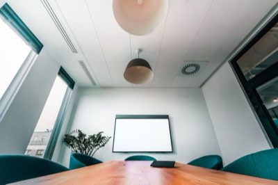 Ata de Reunião: IA Transforma 1h em Tarefas Prontas em 10 Minutos