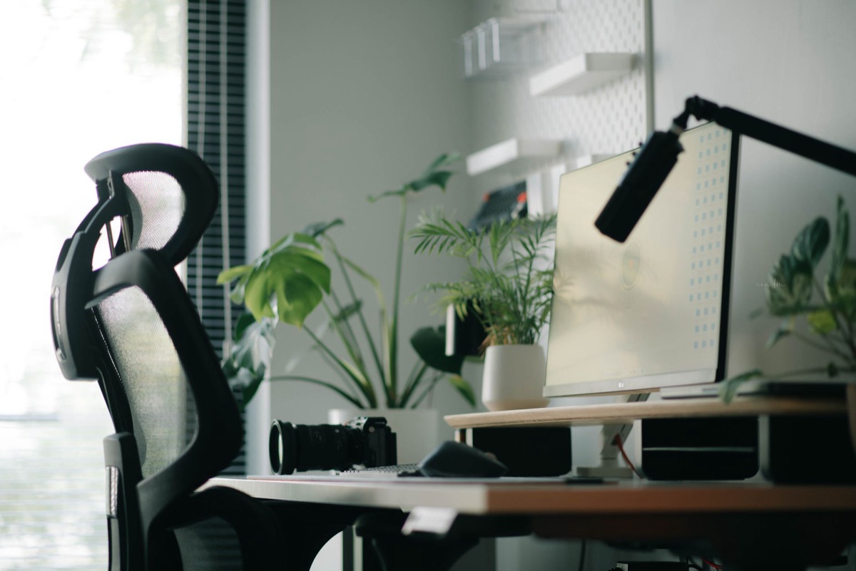 ergonomic work setup